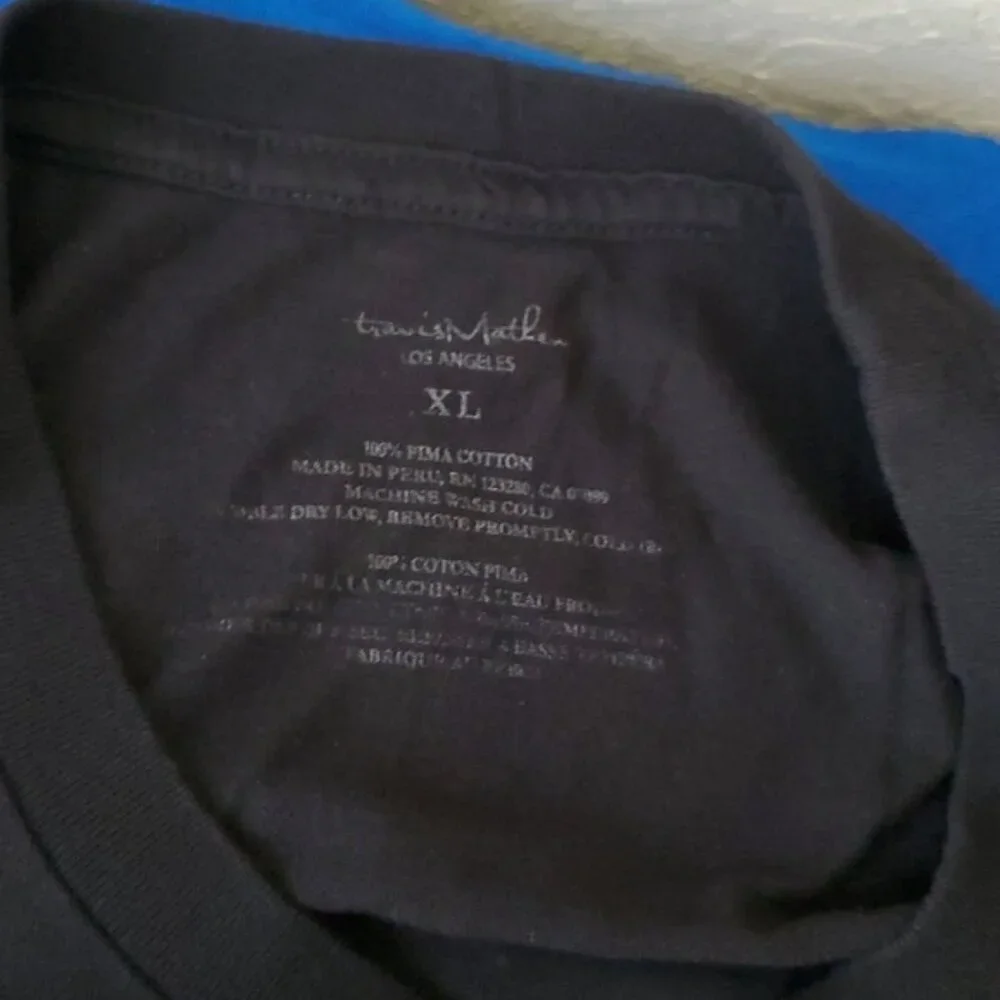 Weekends Off Guys Trip Travis Mathew XL black t-shirt
